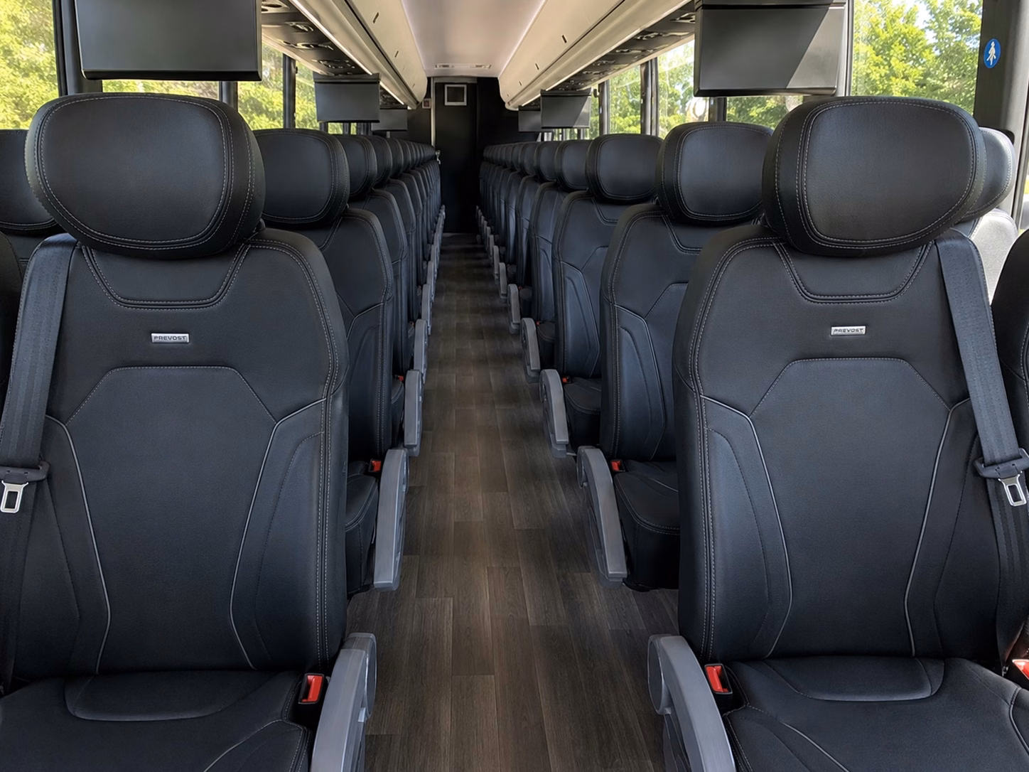 you can find and book sporting event transportation in victoria and any nearby city